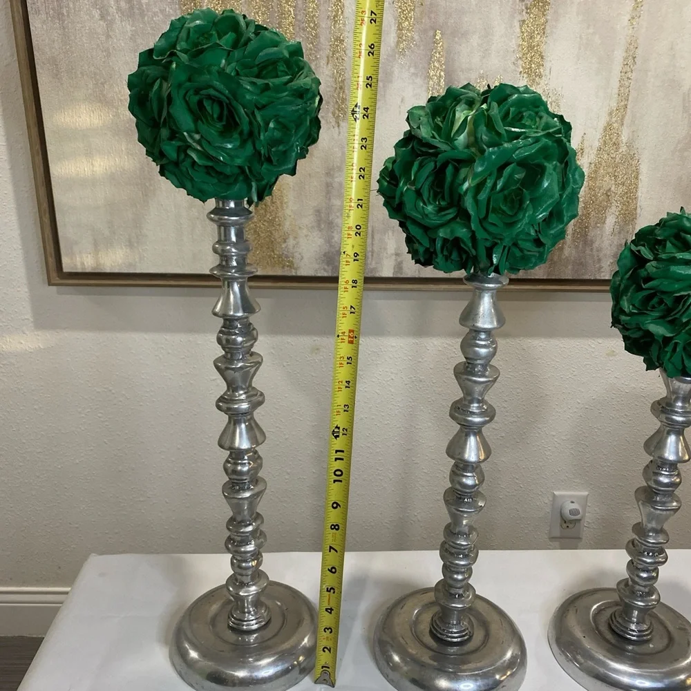 Elegant Silver Candle Holders with Green Floral Accents ⭐️